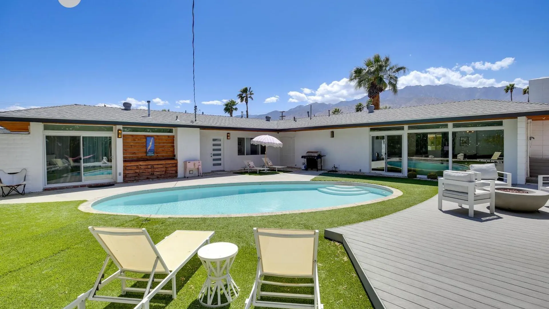 2 Mi To Dtwn Palm Springs Vibrant Home With Hot Tub